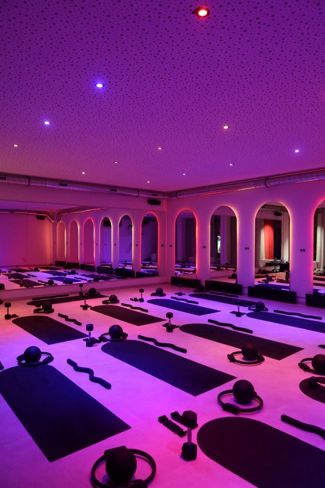 bodysoul sculpt studio with purple lights
